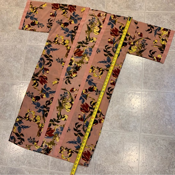 Women’s Kimono in Blush, Maroon, Gold and Blue Tones, One Size - Picture 8 of 8